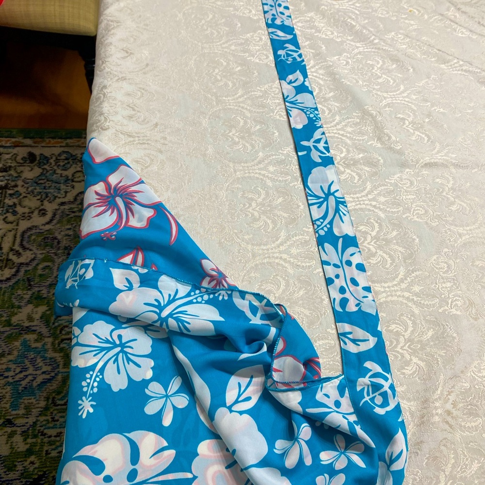 Hawaiian wrap / Dress / skirt - Picture 6 of 14